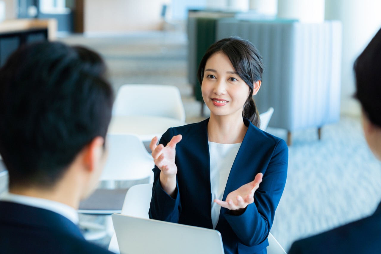 会期2ヶ月前の目標設定から、1ヶ月前の戦略立案の様子。