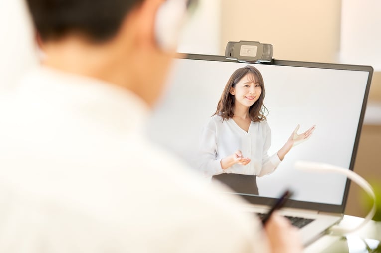 ウェビナーを撮影する際の案内方法