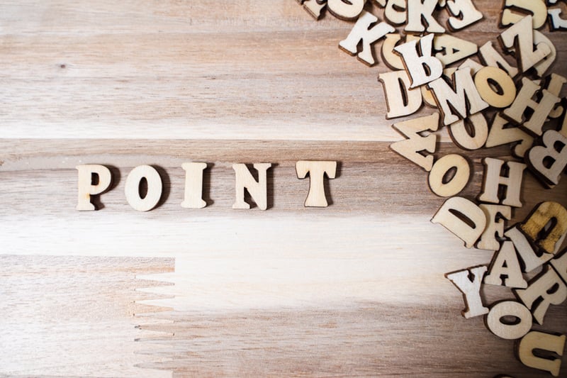 オンライン展示会とは、インターネット上の仮想空間（ウェブサイトや専用プラットフォーム）で開催される展示会のこと