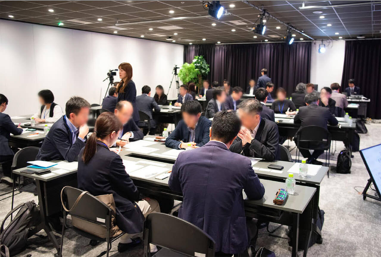 バーチャル株主総会 ユーザー会の様子