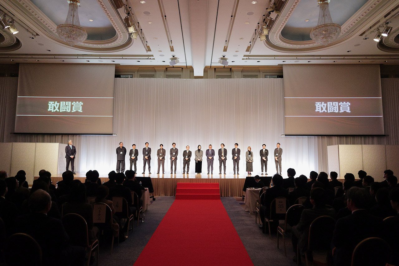 「リアル」へのこだわりと機能美の追求