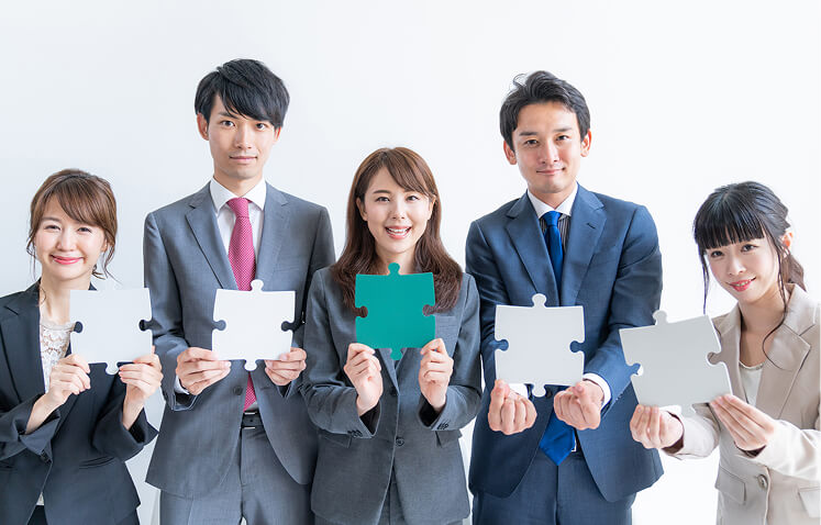 学歴・経歴に左右されない、フラットなマッチング