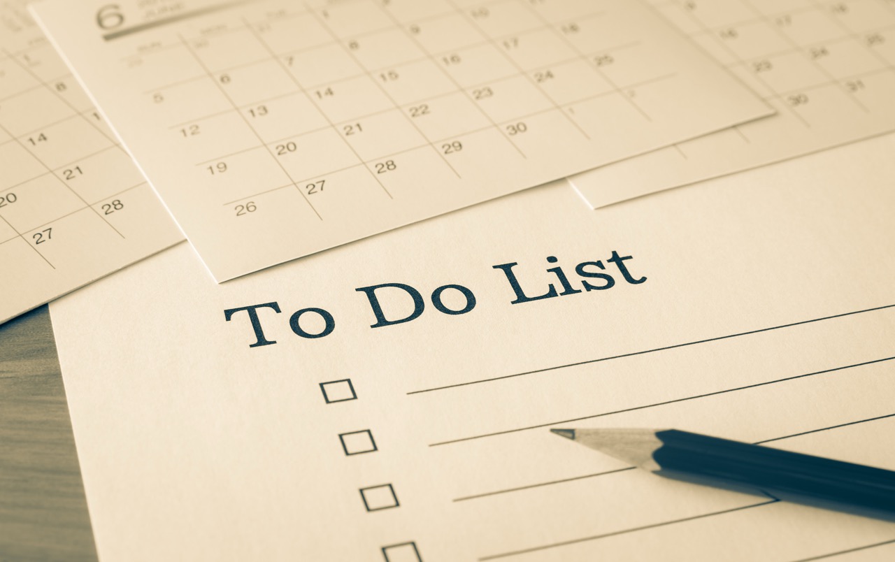 本記事では、展示会準備のスケジュール別手順とやることリストを解説しました。