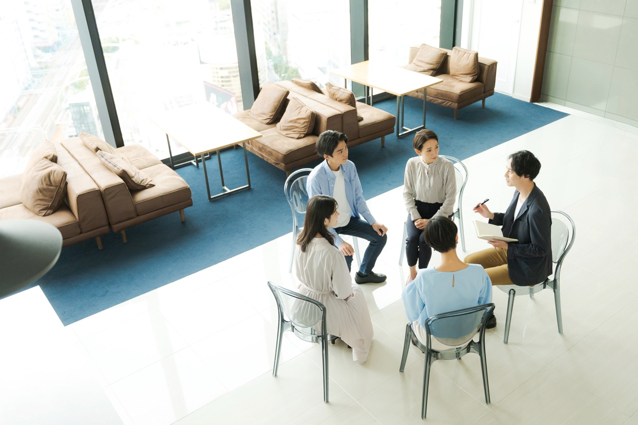 【2026年最新】社内レクリエーションアイデア32選！目的や成功のポイント、費用目安まで徹底解説