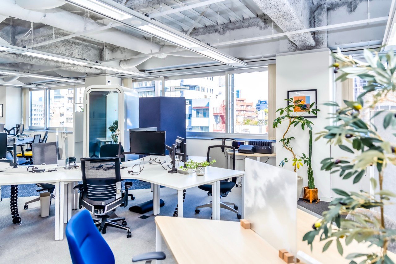 【解説】フリーアドレスは時代遅れ？失敗の要因と成功のポイント4選